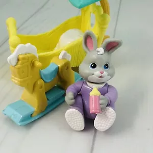 Fisher Price Hideaway Hollow Treehouse Baby’s Nursery Set Baby Rabbit #74730 - Imagen 1 de 12