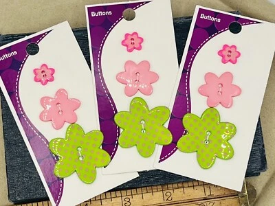 3 Cards Novelty Buttons Pink & Green Posies Blumenthal Lansing Sewing Crafts - Image 1 of 4