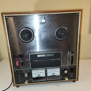 VINTAGE TEAC A-2070 STEREO REEL TO REEL TAPE DECK - Picture 1 of 13