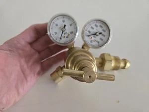 VICTOR SR5BGas Regulator -Max Inlet 3000 PSIGy - Picture 1 of 9