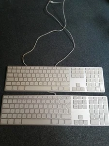 2 Stück Apple Tastatur A1243 USB white Aluminium Ersatzteil Ungetestet Lesen - Bild 1 von 12