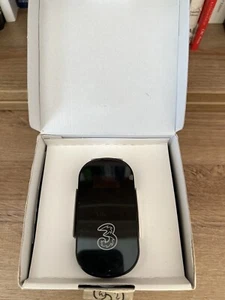 Huawei E586 Mi-Fi Mobile Hotspot 3 Mobile Network (non-paired) - Picture 1 of 8