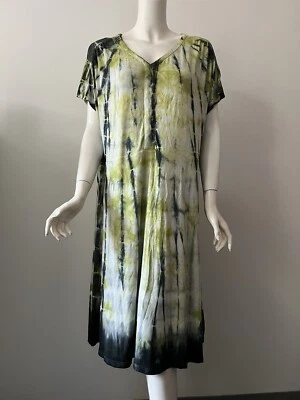 Vestido tejido jersey spandex rayón manga gorra cuello en V verde tie dye Sahalie 1X Foto 1 de 4