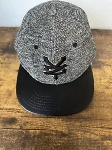 Zoo York Black / Grey Adjustable - Picture 1 of 13