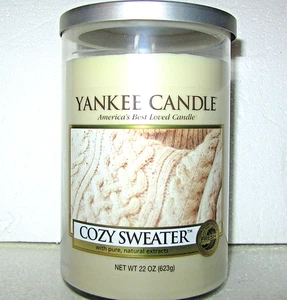 Yankee Candle Retired "COZY SWEATER" Fresh~ 2-Wick Large 22 oz Tumbler ~ NEW - Picture 1 of 2