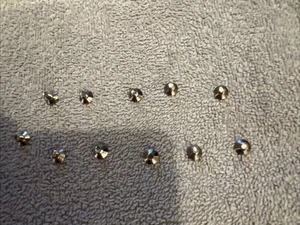 Ubiquiti Unifi Rack Ears Screws. 11 Screws For Ubiquiti Rack Ears - Picture 1 of 1