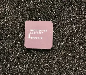 LOT OF 1pc INTEL R80C186-12 VINTAGE GOLD CERAMIC MICROPROCESSOR 16BIT - Picture 1 of 2