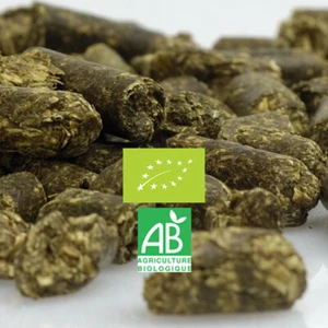 Alfalfa Lucerne Pellets 2 KG Terralba Fertilizer Green Tea Oxygenated Compost - Picture 1 of 3