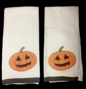 Halloween Jack O Laterne Kürbis Handtücher 100% Baumwolle Menge 2 Neu - Bild 1 von 3