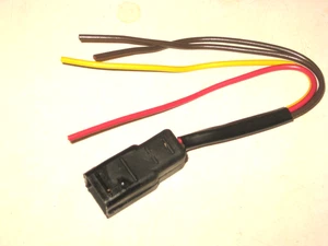 Adaptador de enchufe para lámparas de módulo S/S 1663 y 1664, Signal-Stat # 9229 - Imagen 1 de 2