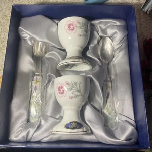 Wild Tudor by Aynsley, China Egg Cup Set W/ Silver Plates Egg Spoons. NIB - Picture 1 of 18