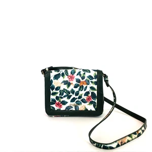 Cath Kidston Green Pink Floral Coated Cotton Shoulder Bag - Picture 1 of 10