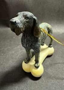Statuina cane puntatore tedesco ornamento su base ossea con anello da appendere - Foto 1 di 6
