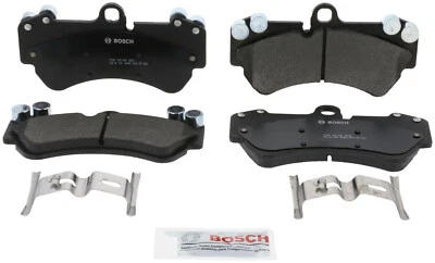 博世前刹车片套装适用于保时捷 2004 - 2010 BASE Cayenne(带 330 毫米光盘) — 第 1/2 张图片