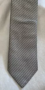 Very cool Hugo Boss 100% silk tie with geometric square grid pattern - Picture 1 of 9