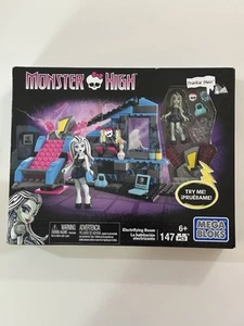 Mega Bloks Monster High Frankie Stein's Electrifying Room Building Set SEALED - Picture 1 of 5