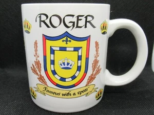 KAFFEETASSE MONOGRAMMIERT ROGER - BERÜHMT MIT EINEM SPEER - NEU - Bild 1 von 4