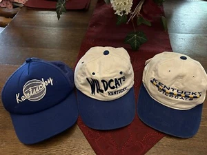 3 cappelli da baseball Kentucky Wildcats - Foto 1 di 10
