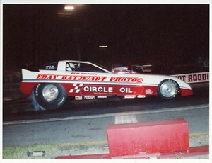 NITRO LUSTIGES AUTO BOB PICKETT CORVETTE FOTOGRAFIE NHRA DRAG RACING - Bild 1 von 1