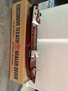 Vintage Wen-Mac Texaco North Dakota Toy Oil Tanker Battery Op 27" - Picture 1 of 4
