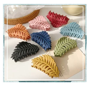 Women Hair Clips Leaves Claw Solid Clamp Hair Accessories Large Hair Claw Clamps - Picture 1 of 12