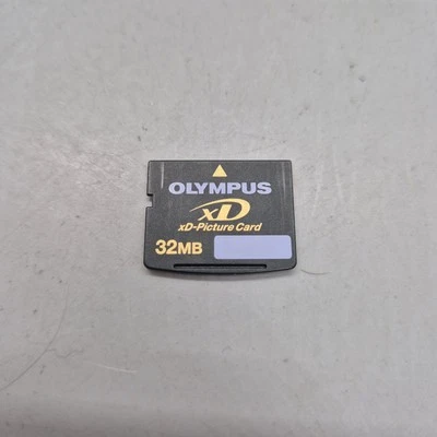 xD Picture Memory Card 32MB Olympus Type S - Image 1 of 2