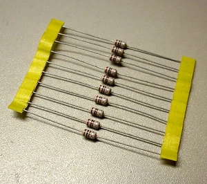 10 Stück HF-Drosseln 100 µH 10 % - Festinduktivität axial (M3317) - Picture 1 of 1