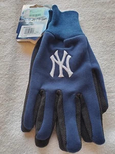 MLB New York Yankees Baseball Sport Utility Gloves WinCraft! New - Picture 1 of 6