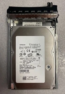 Lotto 10 HITACHI 0B22179 15K 300 GB con Caddy Poweredge. - Foto 1 di 3