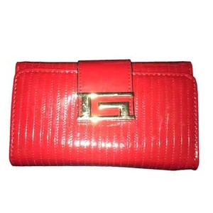 BELLO TUTTI RED WITH GOLD TONE ACCENT TRI-FOLD WALLET - NWT - Picture 1 of 3
