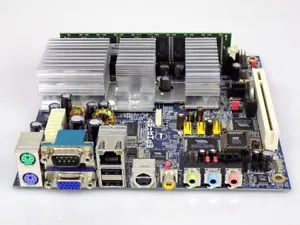 VIA EPIA-SP8000EG LVDS Mini ITX Mainboard VIA C3 800MHz + 1GB DDR400 RAM, BULK - Bild 1 von 1