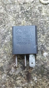 FIAT BRAVA MK1 BLACK RELAY 4 PIN 46520421 - Bild 1 von 1