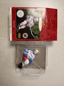 1997 Hallmark Keepsake Ornament Wayne Gretzky Hockey Greats New York Rangers HOF - Picture 1 of 7