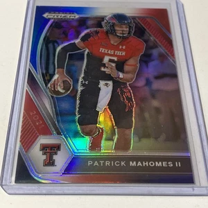 Prizm Draft Picks Patrick Mahomes II 2021 rojo y azul Prizm No.7 Chiefs - Imagen 1 de 2