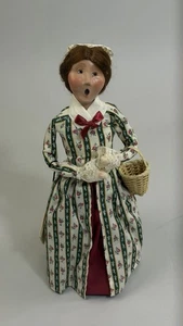 Byers Choice LTD ~ COLONIAL WILLIAMSBURG ~ 2000 FRAU MIT KORB (signiert) - Bild 1 von 7