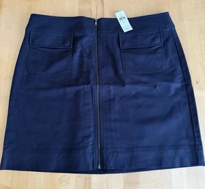 NUEVO CON ETIQUETAS Ann Taylor Para Mujer Falda Azul Marino Oscuro Frontal Cremallera Completa Solapa Bolsillos 14 NUEVA $89 - Imagen 1 de 9