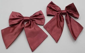 VINTAGE 2pcs SATIN BOWS BURGUNDY RUST HANDMADE VERY CUTE! FOR CLOTHES OR HAIR - Picture 1 of 2