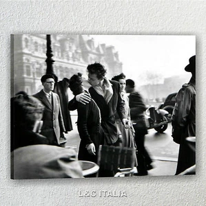 Doisneau Bacio Hotel de Ville QUADRO SU TELA 70x50 cm STAMPA FOTO PARIGI - Foto 1 di 1