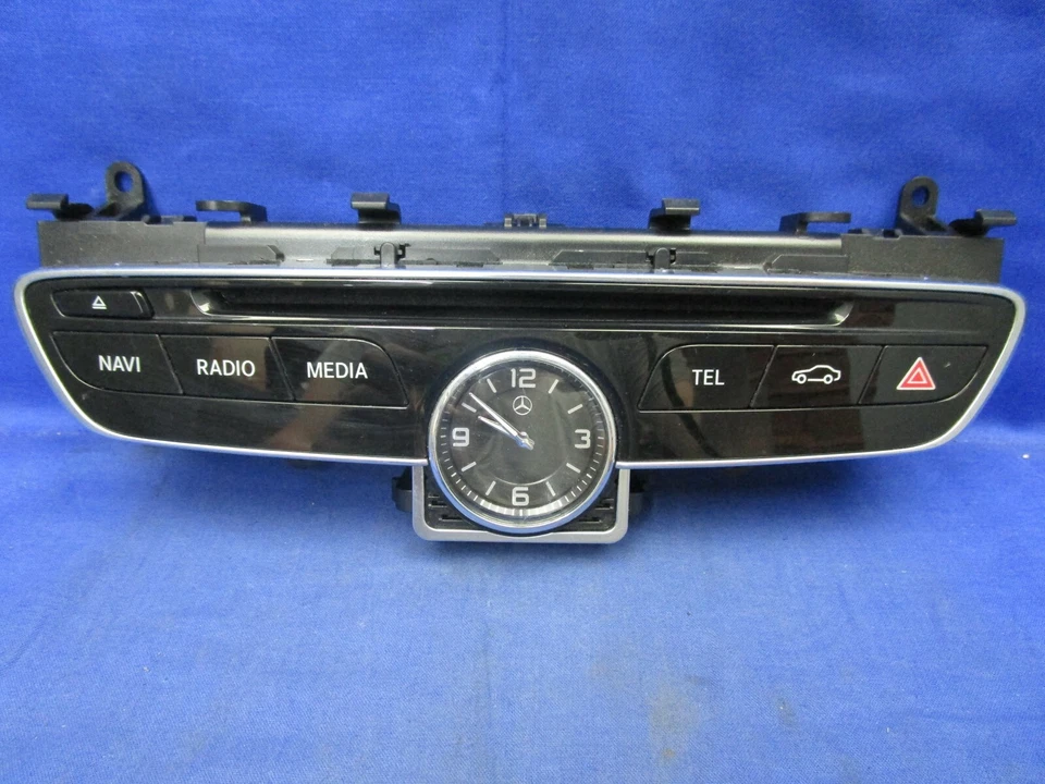 2016 Mercedes Benz C450 AMG CD Radio Clock Media Control Switch PN 222-827-03-00 Foto 1 de 4