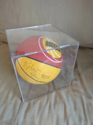 Robert Horry and Robert Reid Autograph Basketball Houston Rockets - Image 1 of 4
