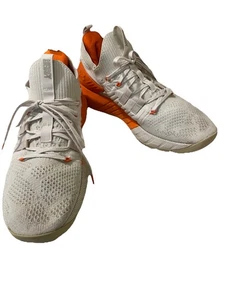 Size 11 - Under Armour Project Rock 3 Summit White Rogue Orange - Picture 1 of 6