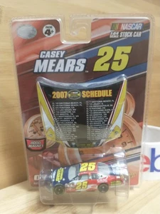 M/A Motorsports Authentics NASCAR 1/64 #25 GMAC Guardia Nacional Casey Mears 2007 - Imagen 1 de 7