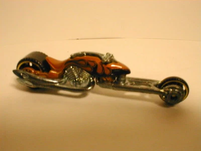 LOOSE mint Hotwheels 2006 FE #20 HAMMER SLED gold  motorcycle first editions - Image 1 of 2