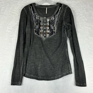 Top gris manga larga Free People para mujer con lentejuelas talla pequeña - Imagen 1 de 13