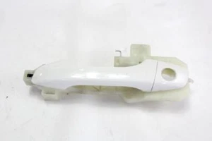 82651H8000 Außengriff Anschluss Vorne Links KIA Rio 1.0 B 73KW 5M 5P (2 - Picture 1 of 2