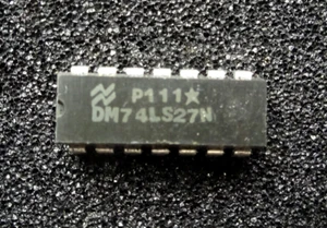 Puerta NOR triple de 3 entradas National Semiconductor DM74LS27N, 16 pines DIL IC - Imagen 1 de 1