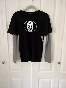 New $35 Volcom TwoFer Layered Shirt Top Boys 10-12 Large Black Grey Logo - Picture 1 of 7