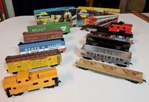 HO TRAIN CARS By Athearn/Train Miniatures. Some New/Some Used! From Estate Sale! - Foto 1 di 14