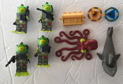 LEGO Atlantis Divers Chest Treasure Keys Shark  Sea Red Octopus 60167 Lot 18 - Image 1 of 2