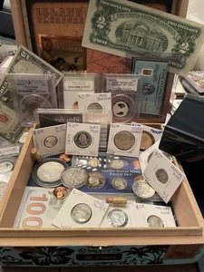 🔥ESTATE SALE Silver Coin & Currency Lot - Silver Gold & CU In Premium Cigar Box - Picture 1 of 21